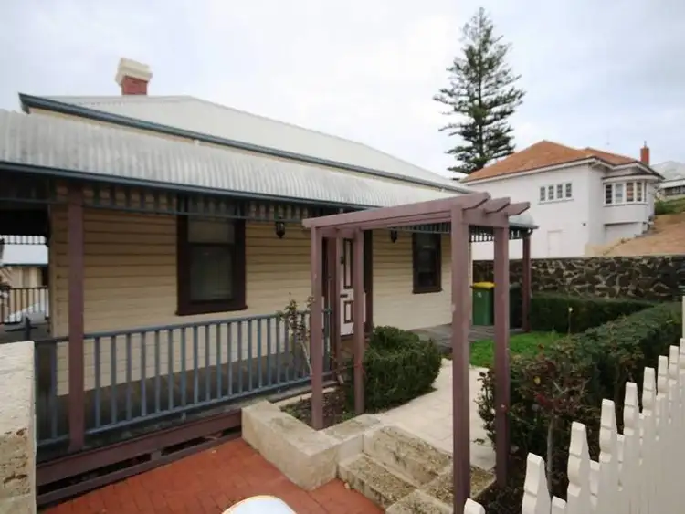 11/5 Carey Street, Bunbury WA 6230