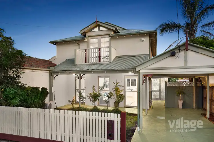 2/11 Adelaide Street, Albion VIC 3020