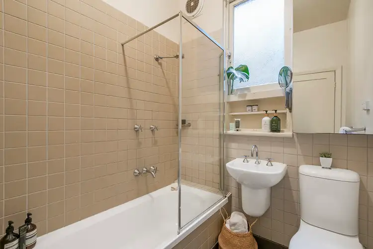 Sixth view of Homely apartment listing, 1/11 Pilley Street, St Kilda East VIC 3183