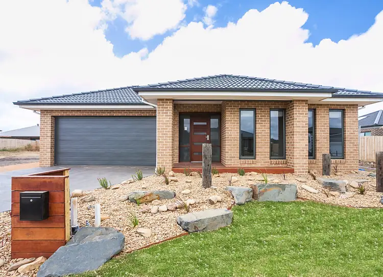 Second view of Homely house listing, 32 Bridgewater Circuit, Armstrong Creek VIC 3217