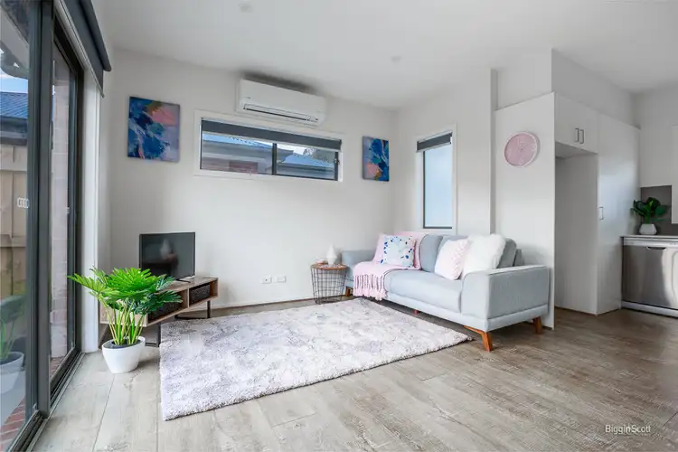 Fourth view of Homely townhouse listing, 2/955 Mountain Highway, Boronia VIC 3155