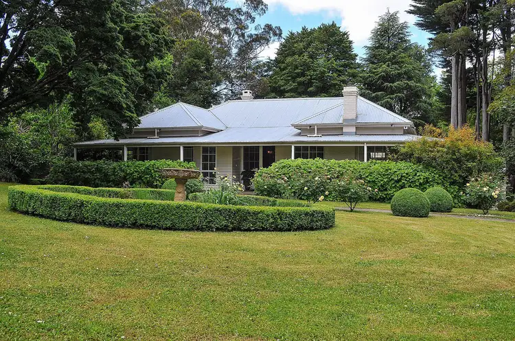 2 Cooloongatta Road, Sassafras VIC 3787