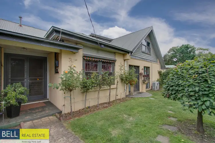7 Emerald Monbulk Road, Emerald VIC 3782