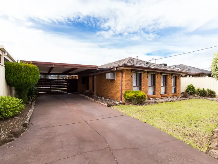 16 Opie Road, Deer Park VIC 3023