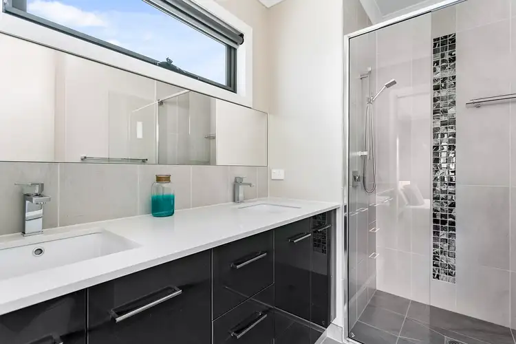 Sixth view of Homely house listing, 2 Chatfield Avenue, Rosebud West VIC 3940