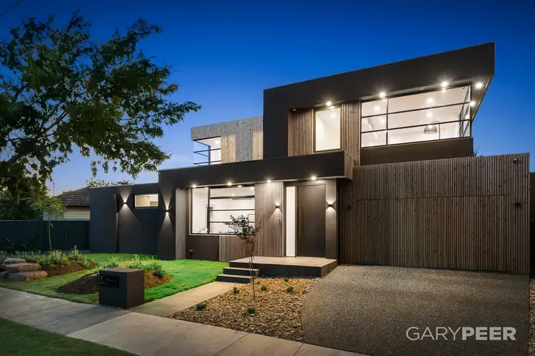 11 Adams Street, Murrumbeena VIC 3163