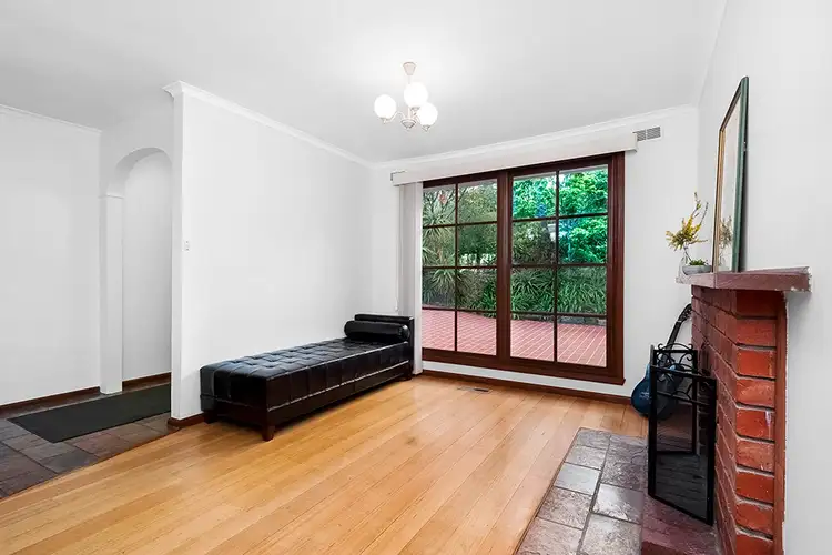 Sixth view of Homely house listing, 8 Rangeview Road, Lower Plenty VIC 3093
