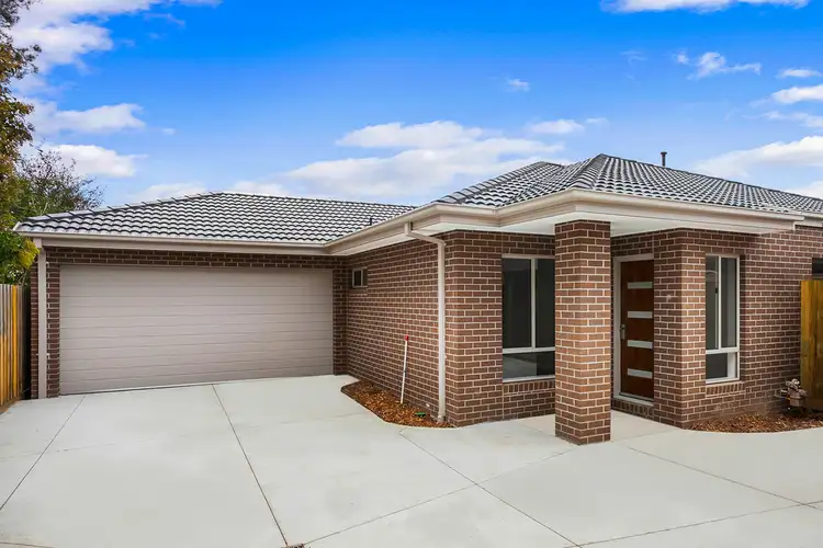 2/21 Lucas Avenue, Kilsyth VIC 3137
