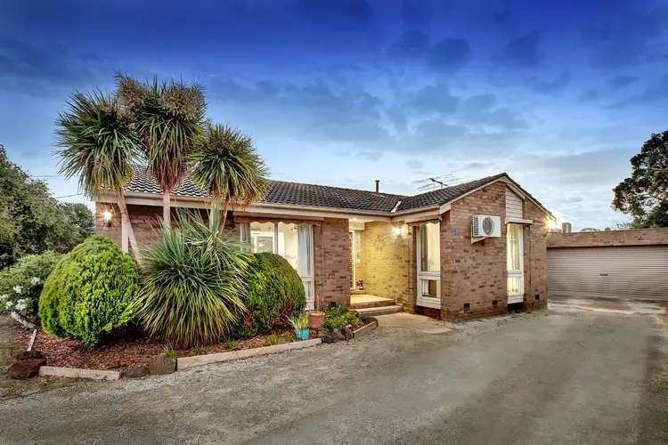 24 Blandford Crescent, Bayswater North VIC 3153