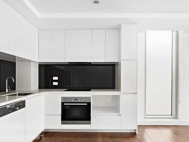 223/70 Nott Street, Port Melbourne VIC 3207