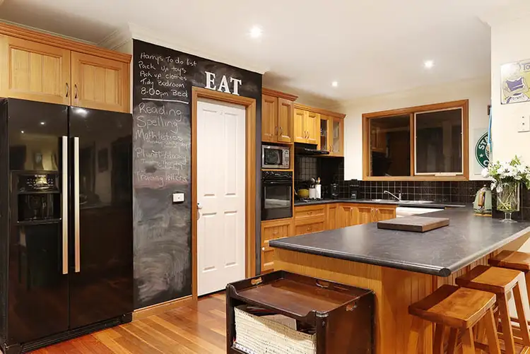 Fifth view of Homely house listing, 5 Manders Close, Mornington VIC 3931