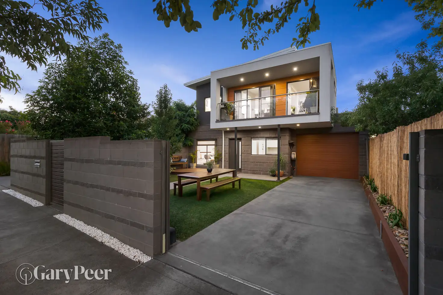 Main view of Homely townhouse listing, 1/17 View Street, Highett VIC 3190