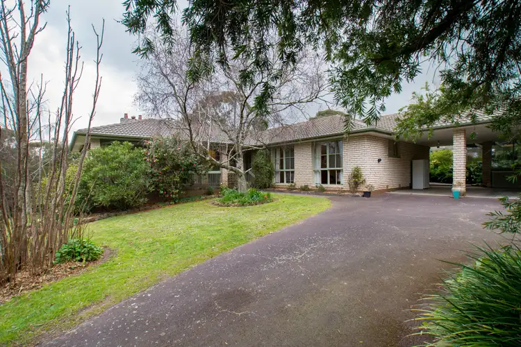 56 Courtneys Road, Belgrave South VIC 3160