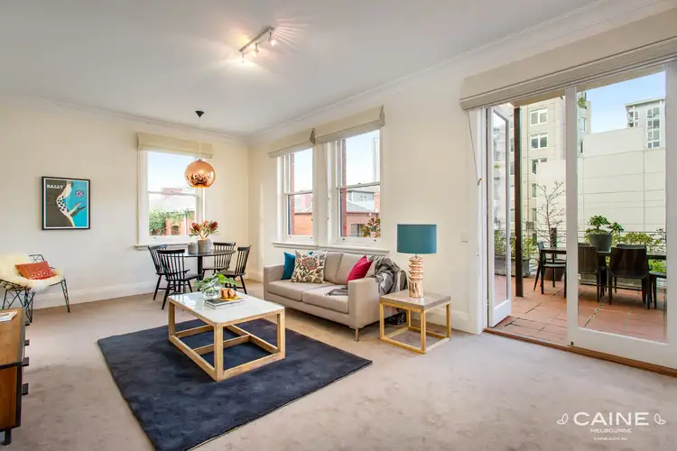6/220 Clarendon Street, East Melbourne VIC 3002