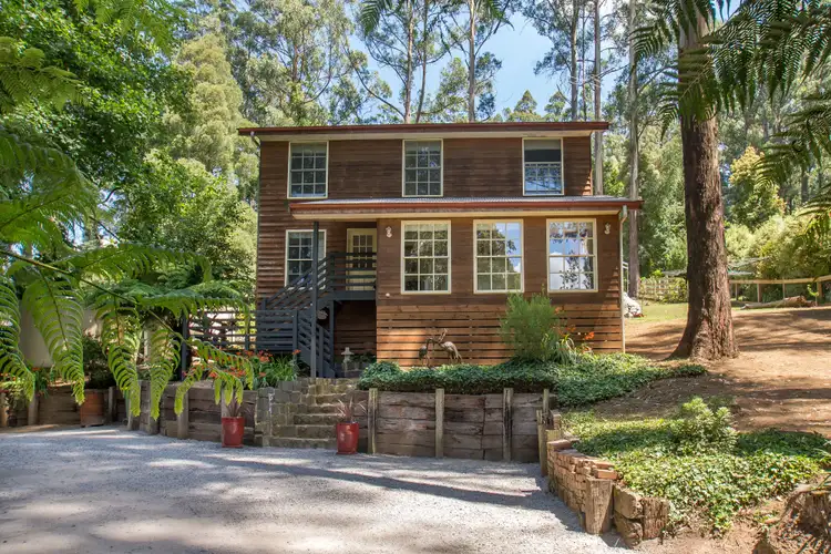 10 Colston Avenue, Sherbrooke VIC 3789