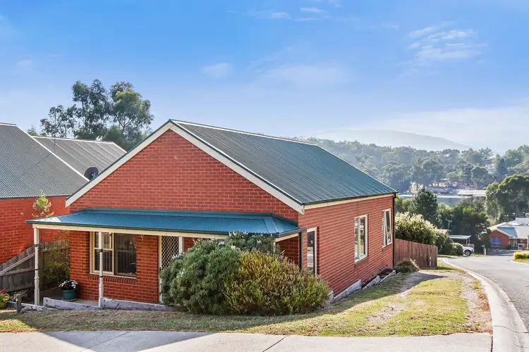 12 Hilltop Court, Yarra Junction VIC 3797