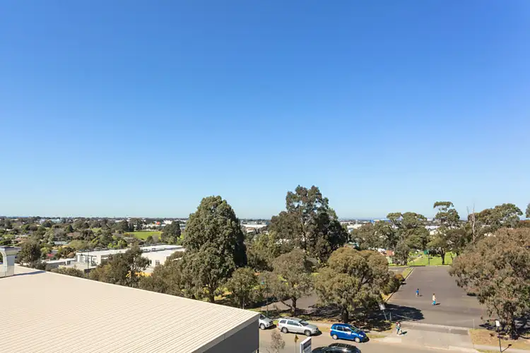 Fifth view of Homely unit listing, D14E/662 Blackburn Road, Notting Hill VIC 3168