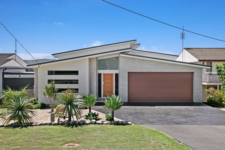 17 Orana Street, Green Point NSW 2251