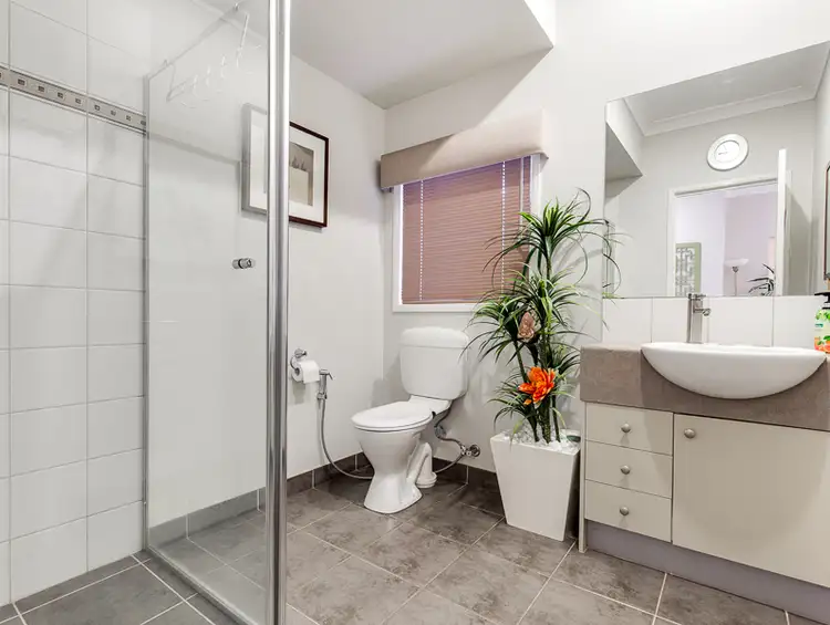 Seventh view of Homely house listing, 2 Wattletree Court, Burnside Heights VIC 3023