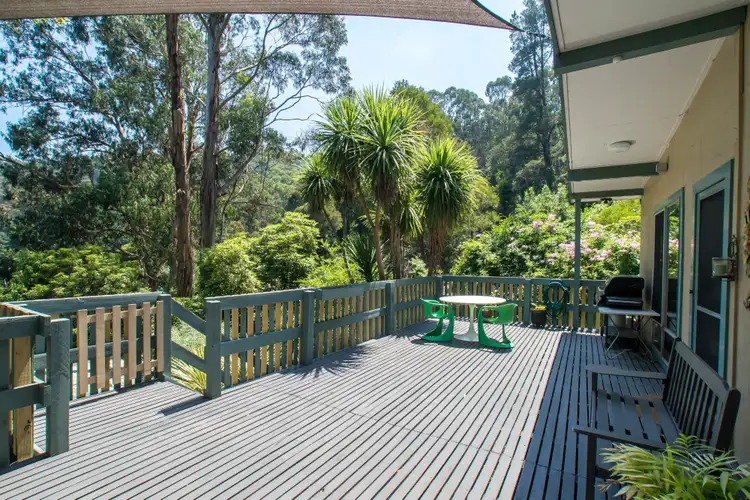 22 Gordon Avenue, Tecoma VIC 3160