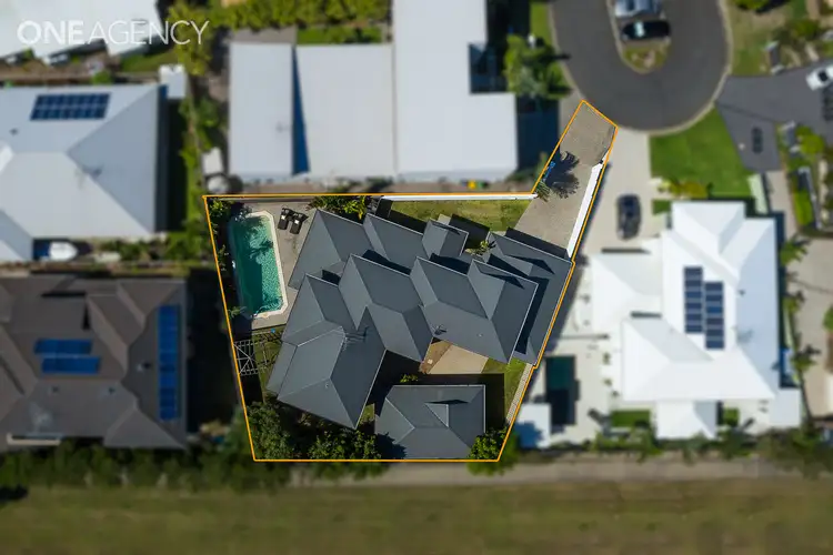 16 Skandia Court, Newport QLD 4020