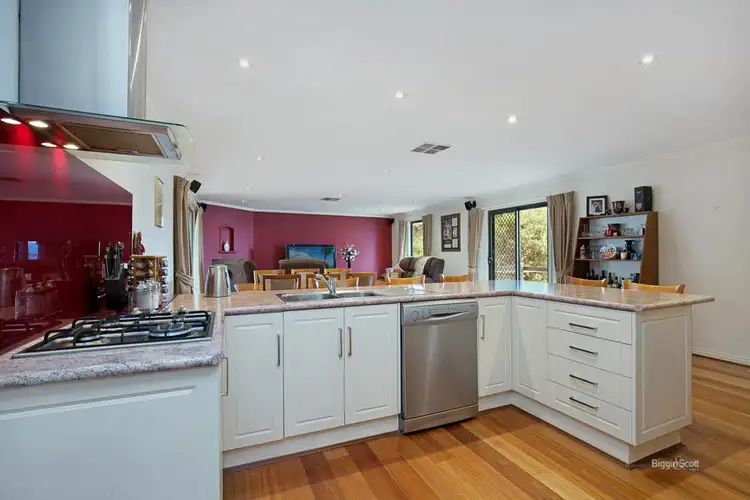 Sixth view of Homely house listing, 2 Lilac Street, Bayswater VIC 3153