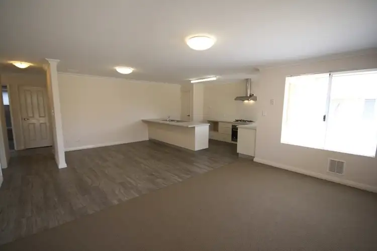 Fifth view of Homely unit listing, 3/7 Cambrose Avenue, Australind WA 6233