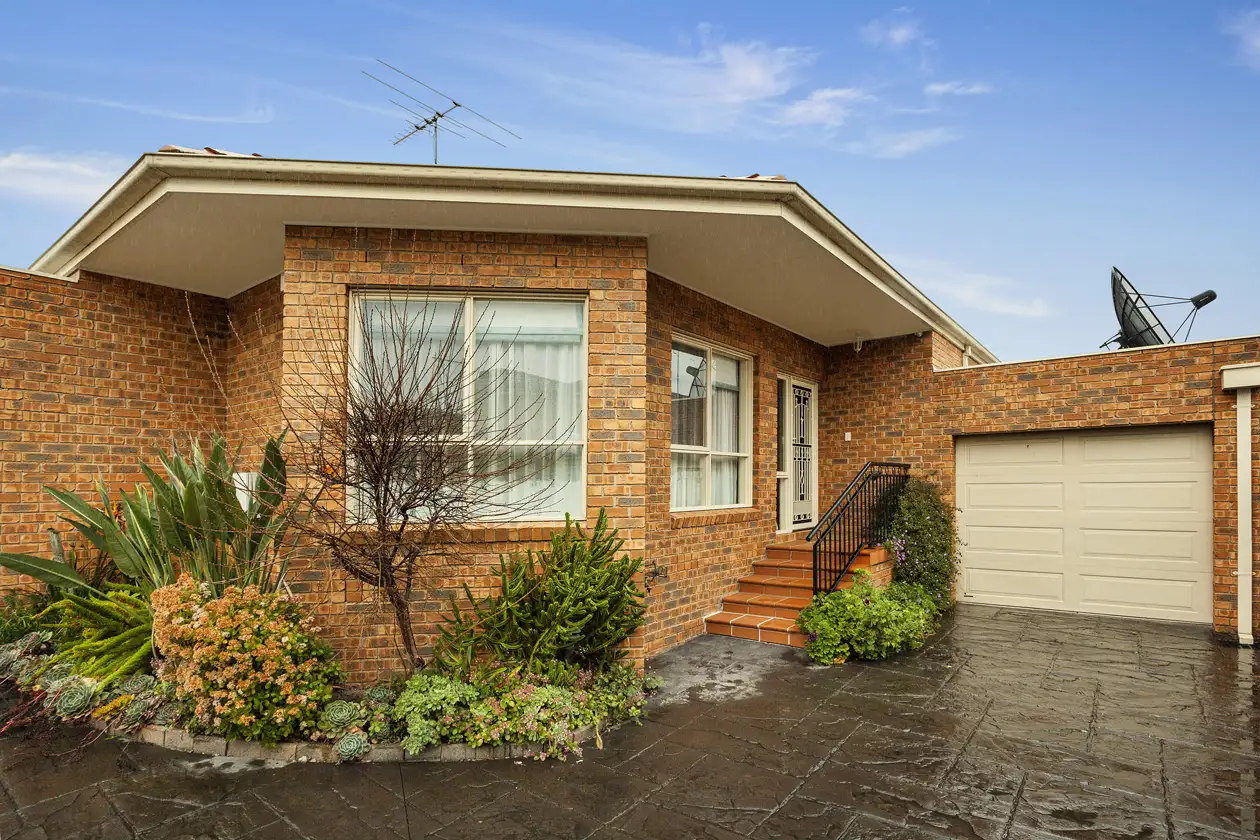 Main view of Homely unit listing, 2/66 Manningham Road, Bulleen VIC 3105