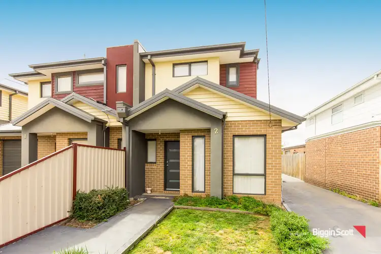 2/8 Kynoch Street, Deer Park VIC 3023