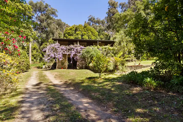 18 Garden Street, Cockatoo VIC 3781