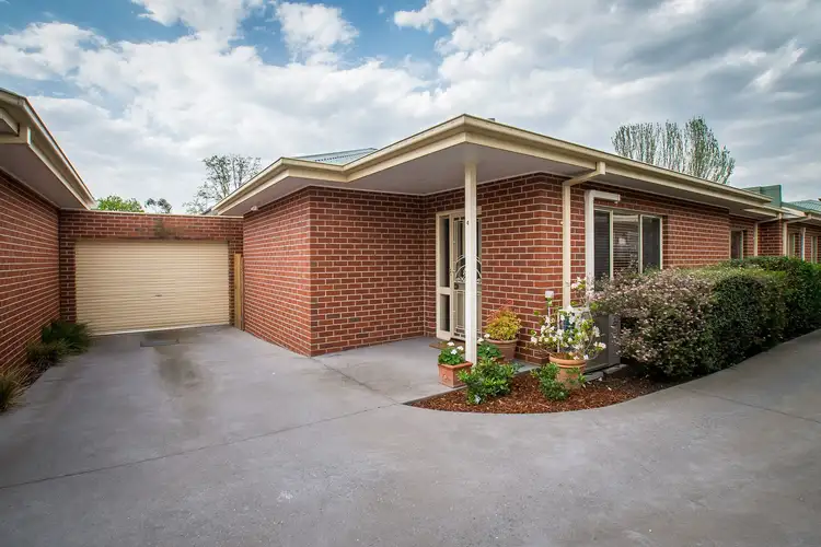4/30 Karingal Street, Croydon North VIC 3136
