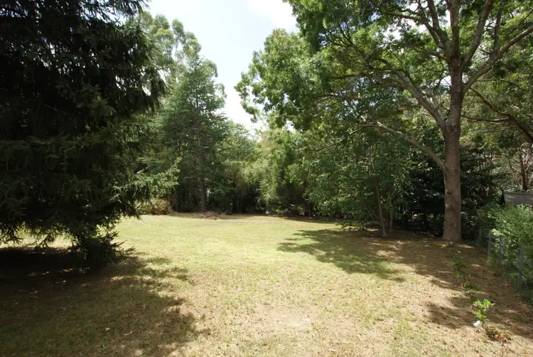 6 Old Warburton Road, Warburton VIC 3799