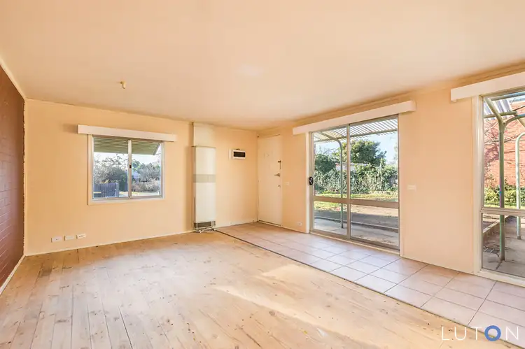 Second view of Homely house listing, 17 Guthridge Crescent, Wanniassa ACT 2903