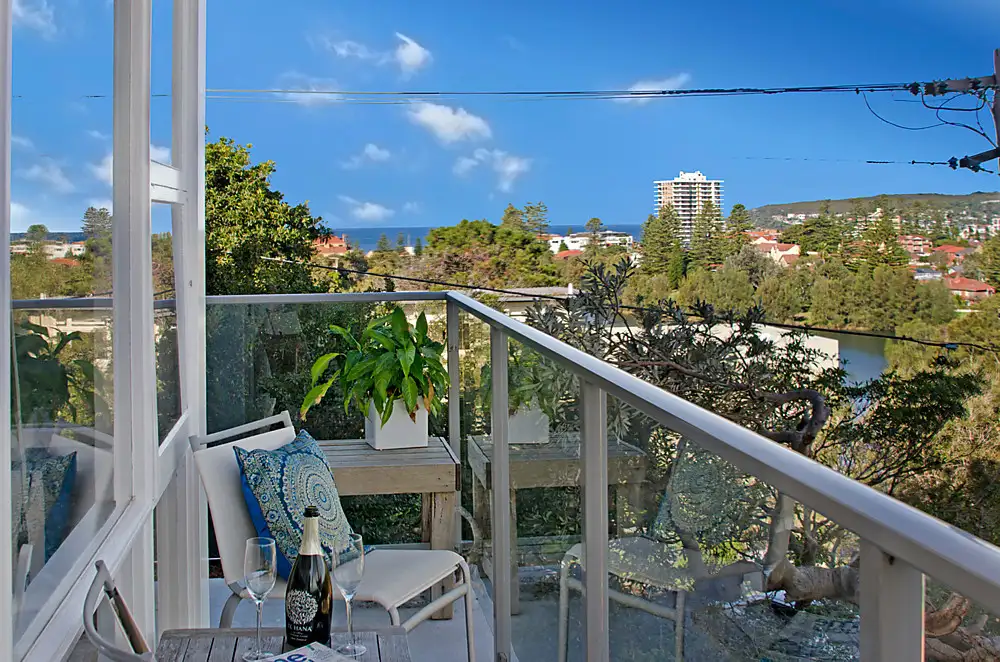Main view of Homely apartment listing, 7/127 Queenscliff Road, Queenscliff NSW 2096
