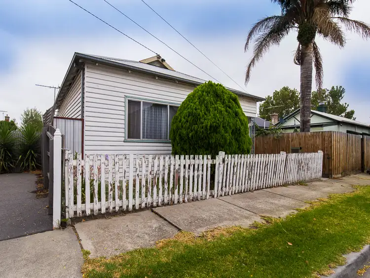 Second view of Homely house listing, 5 Lawrence Street, Seddon VIC 3011