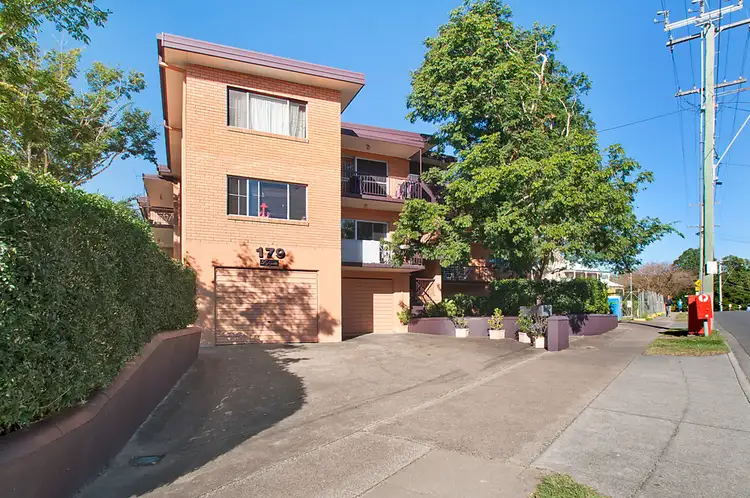 5/179 Sir Fred Schonell Drive, St Lucia QLD 4067