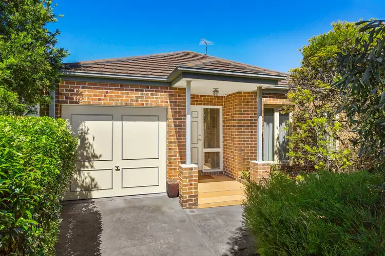 1/114 Truganini Road, Carnegie VIC 3163