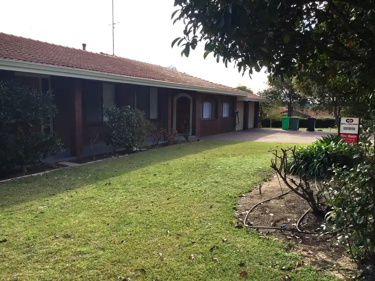80 Prestonwood Street, East Bunbury WA 6230