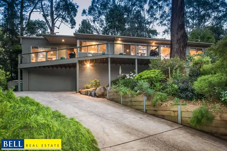 10 Outlook Drive, Kalorama VIC 3766