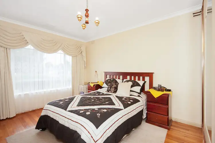 Fifth view of Homely house listing, 16 Kiama Drive, Lalor VIC 3075