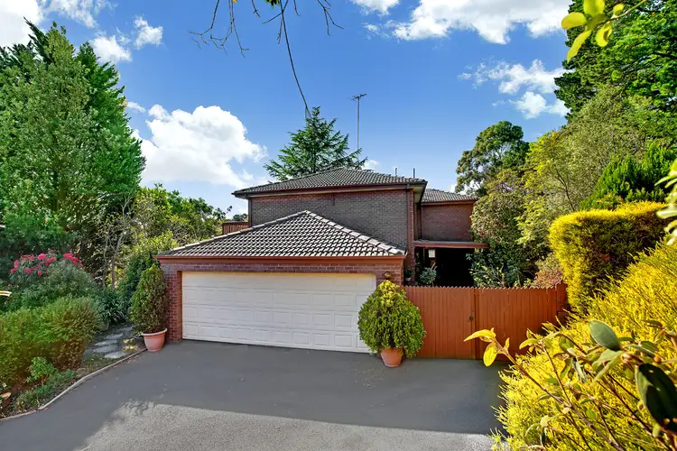 Second view of Homely house listing, 2 Frodsham Road, Ringwood VIC 3134