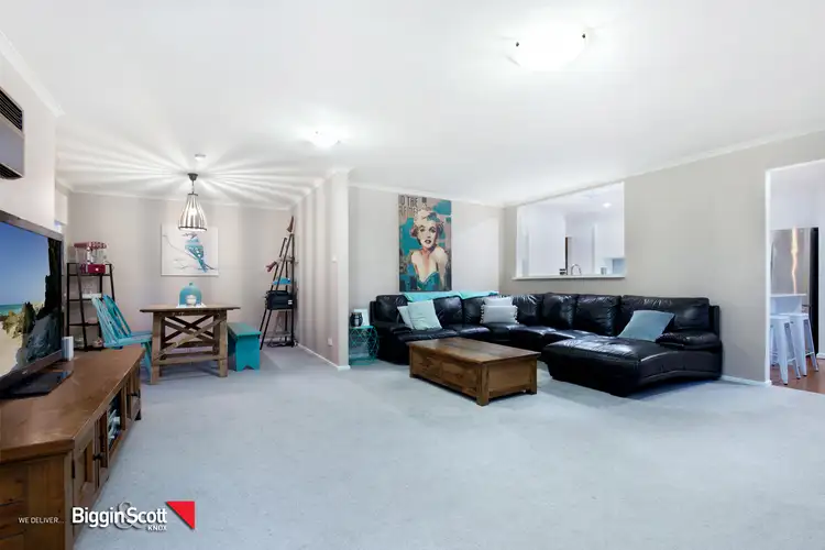 8 Unavale Crescent, Boronia VIC 3155