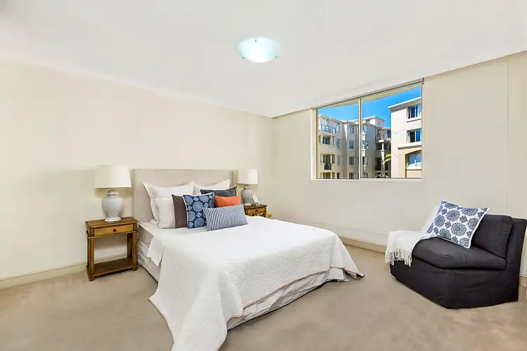 Fifth view of Homely apartment listing, 32a/2 Brady Street, Mosman NSW 2088
