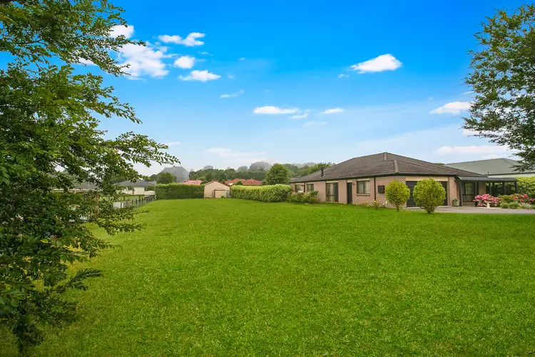 6 Coachwood Place, Robertson NSW 2577