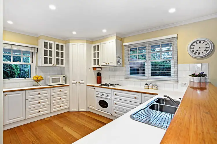 Fifth view of Homely house listing, 2 Smithdene Avenue, Ringwood East VIC 3135