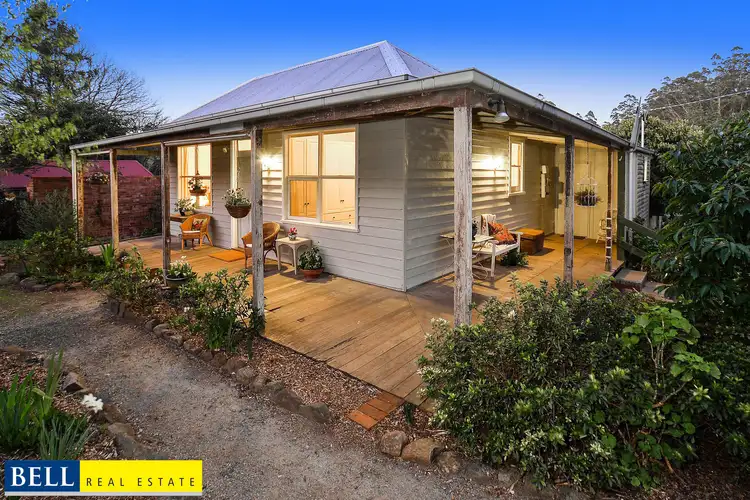 4 Old Main Road, Ferny Creek VIC 3786