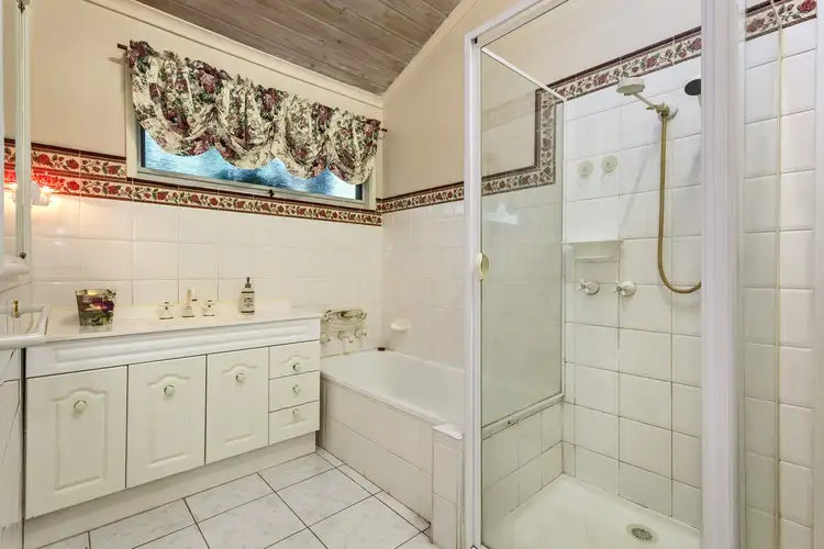 Fifth view of Homely house listing, 33 Huntingdon Avenue, Bayswater North VIC 3153
