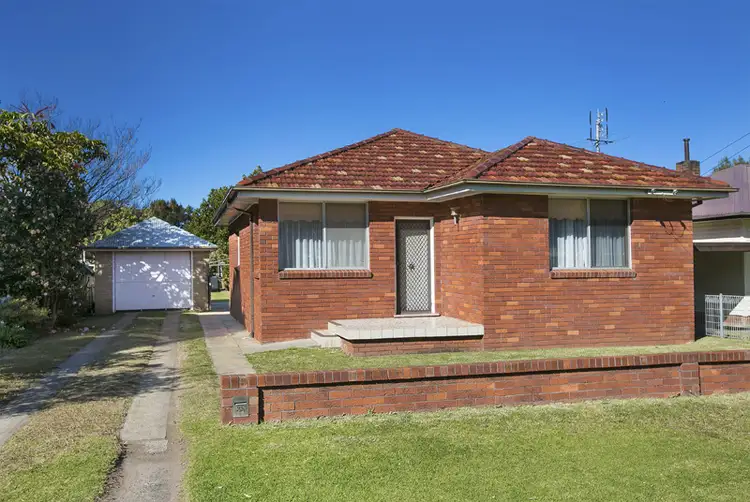 35 Redman Avenue, Thirroul NSW 2515