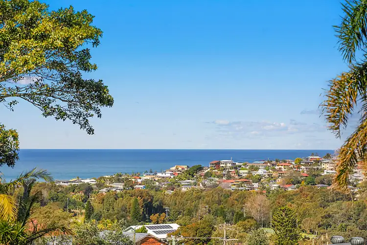 209 Headland Road, North Curl Curl NSW 2099