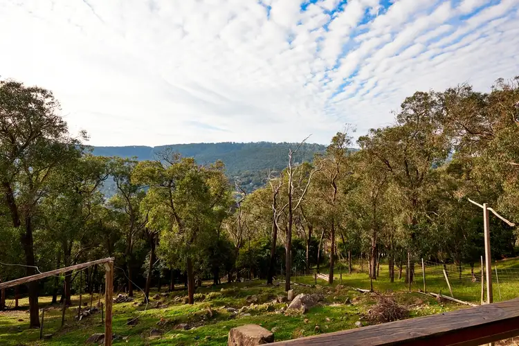 25 Mary Street, Upwey VIC 3158
